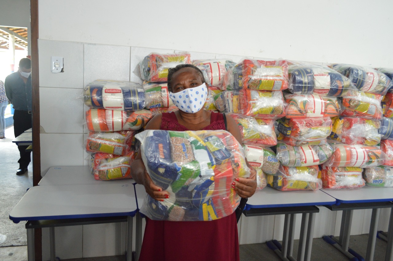 Cinco mil Kits de Alimentação Escolar estão sendo distribuídos em Conceição do Jacuípe